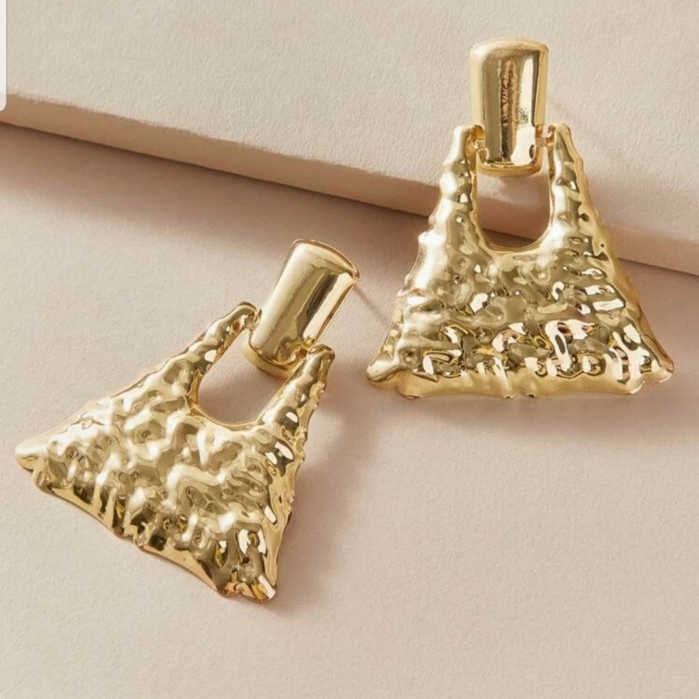*Mikela* Hammered Gold Earrings - Picture 3 of 4
